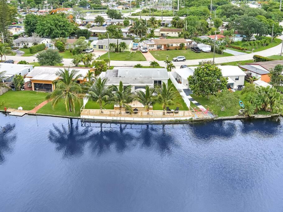 5-Star Lakefront Oasis In Hollywood-Hard Rock Casino Fort Lauderdale Exterior photo