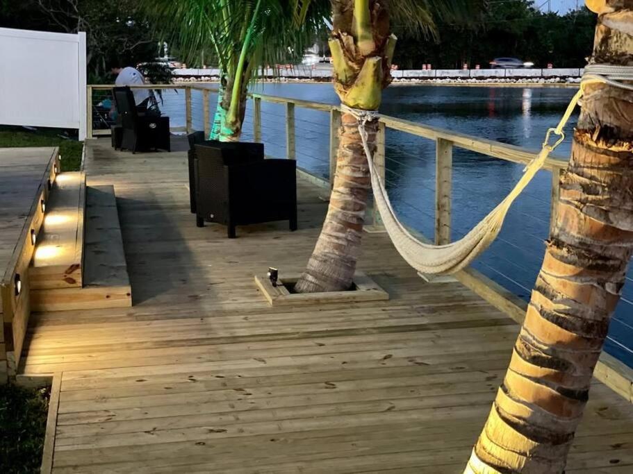 5-Star Lakefront Oasis In Hollywood-Hard Rock Casino Fort Lauderdale Exterior photo