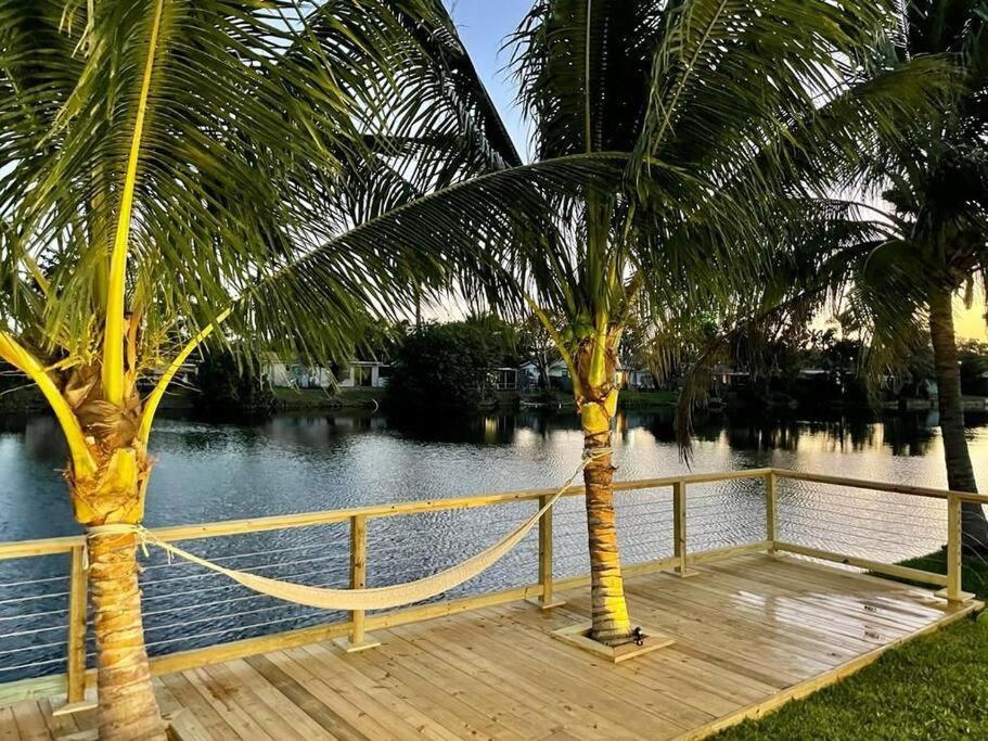 5-Star Lakefront Oasis In Hollywood-Hard Rock Casino Fort Lauderdale Exterior photo