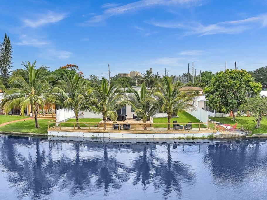 5-Star Lakefront Oasis In Hollywood-Hard Rock Casino Fort Lauderdale Exterior photo
