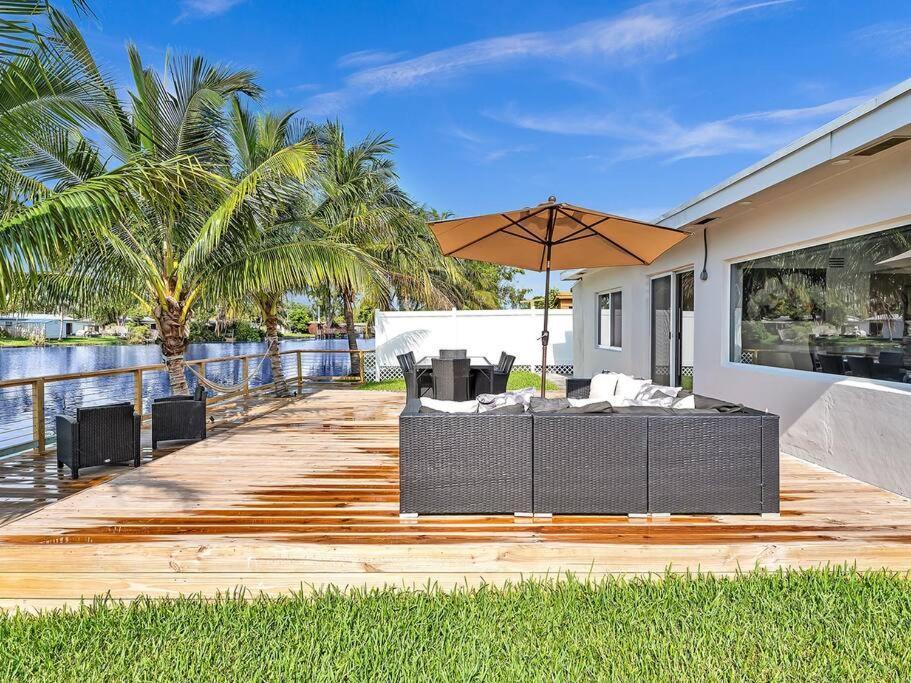 5-Star Lakefront Oasis In Hollywood-Hard Rock Casino Fort Lauderdale Exterior photo