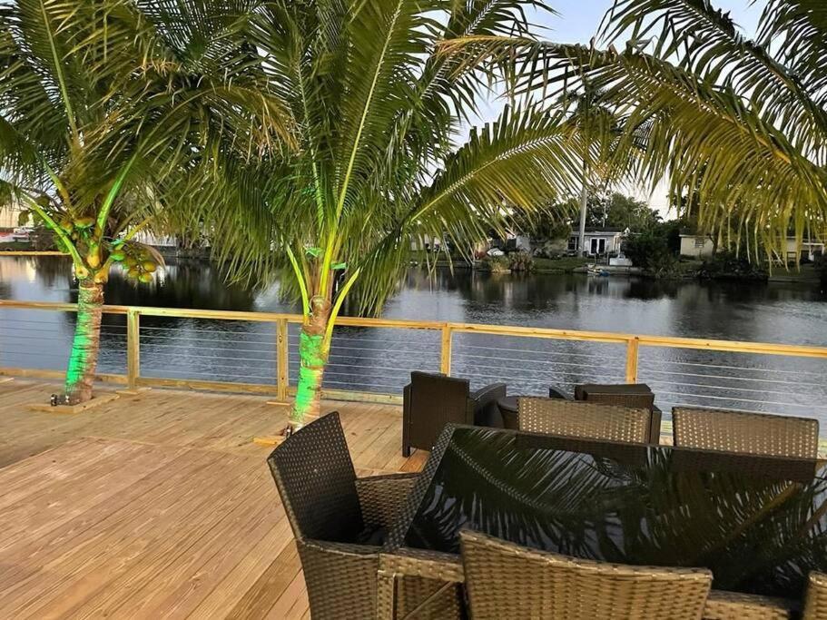 5-Star Lakefront Oasis In Hollywood-Hard Rock Casino Fort Lauderdale Exterior photo